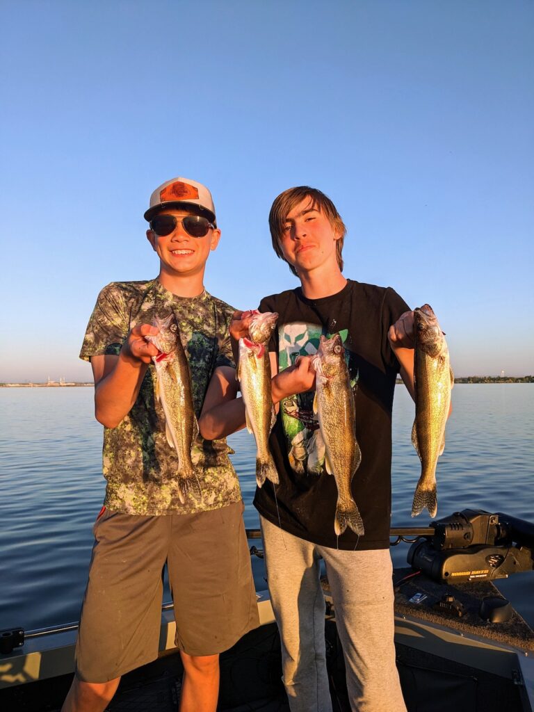 Mid-Columbia River walleye Han